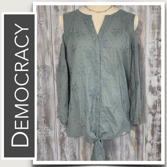 Democracy Cold Shoulder Top in  “Stormy Sea” Sage 3/4 Sleeves NWT - Picture 2 of 8